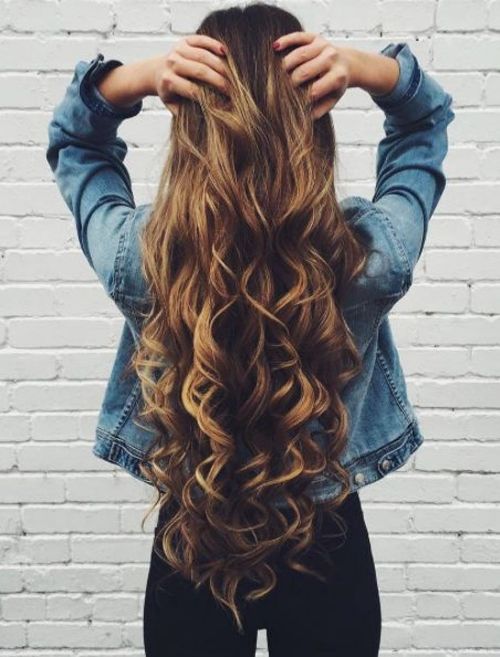 10 Smart Long Curly Hairstyles For Women Latest Hairstyle in 2023
