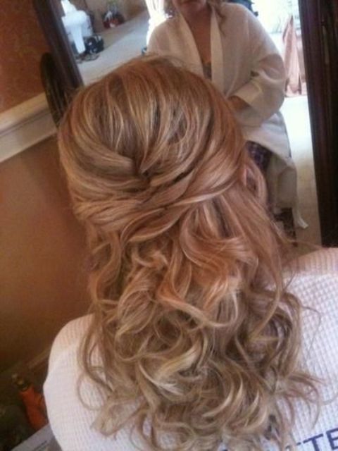 Mother Of The Bride Mid Length Hairstyles